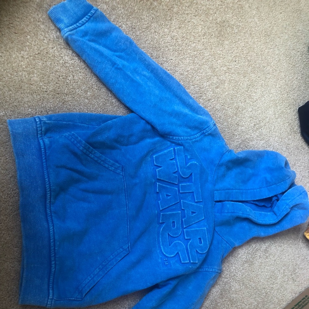 Star Wars sweatshirt